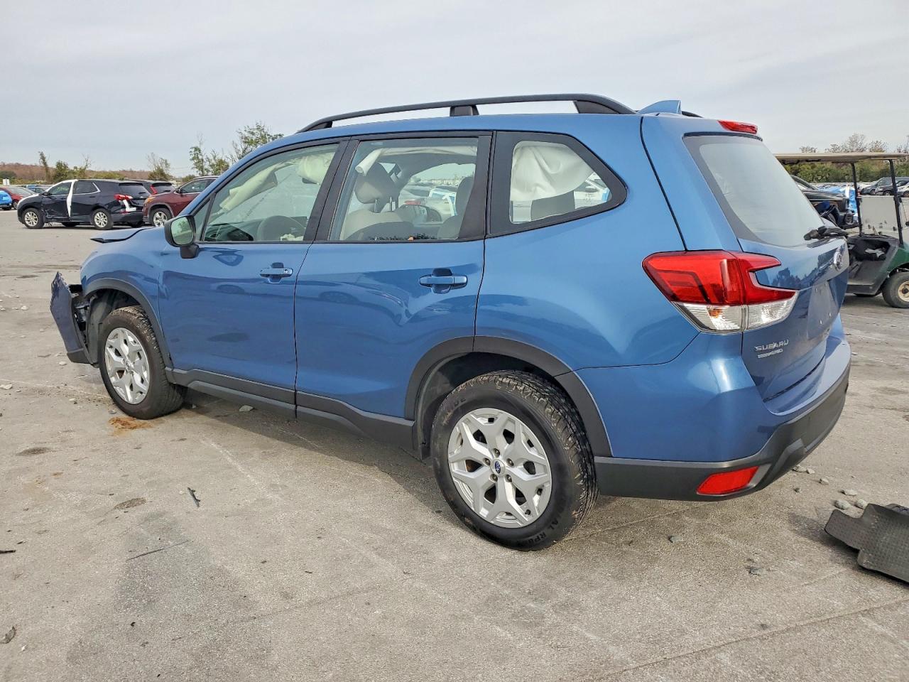 2019 SUBARU FORESTER photo 2