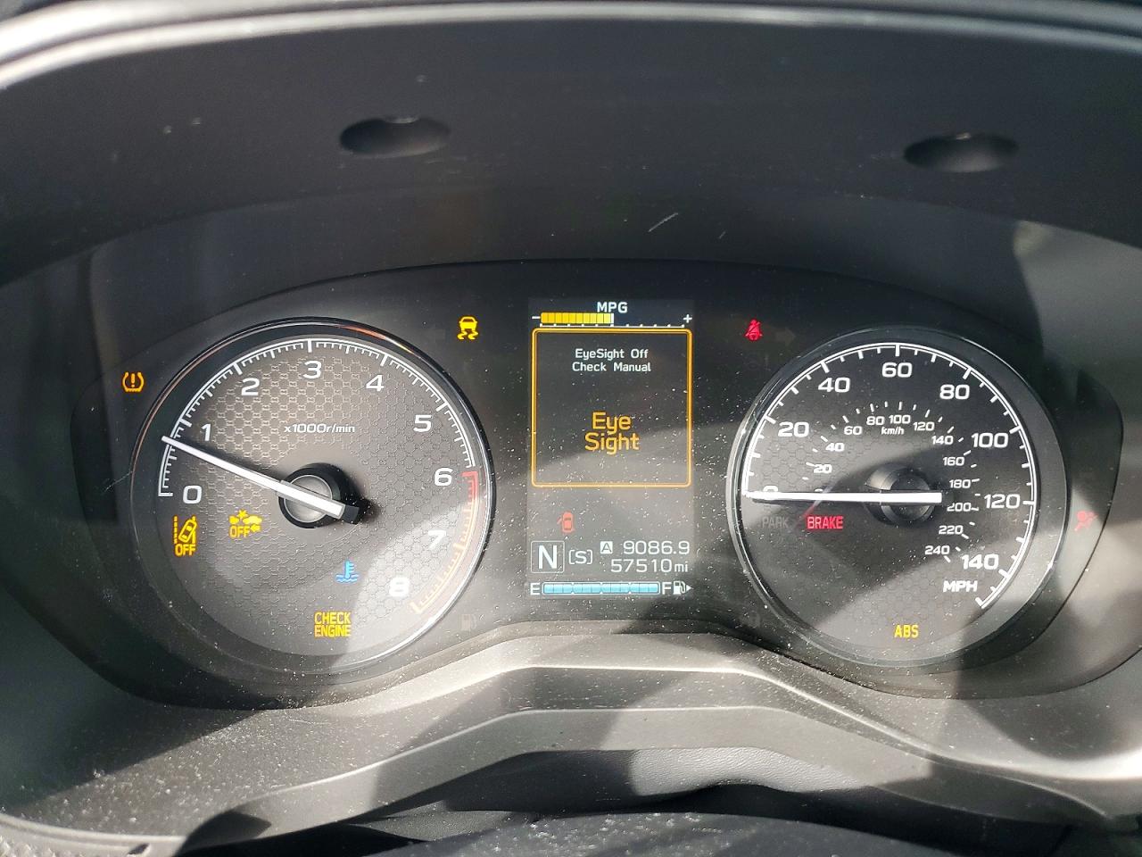 2019 SUBARU FORESTER photo 9
