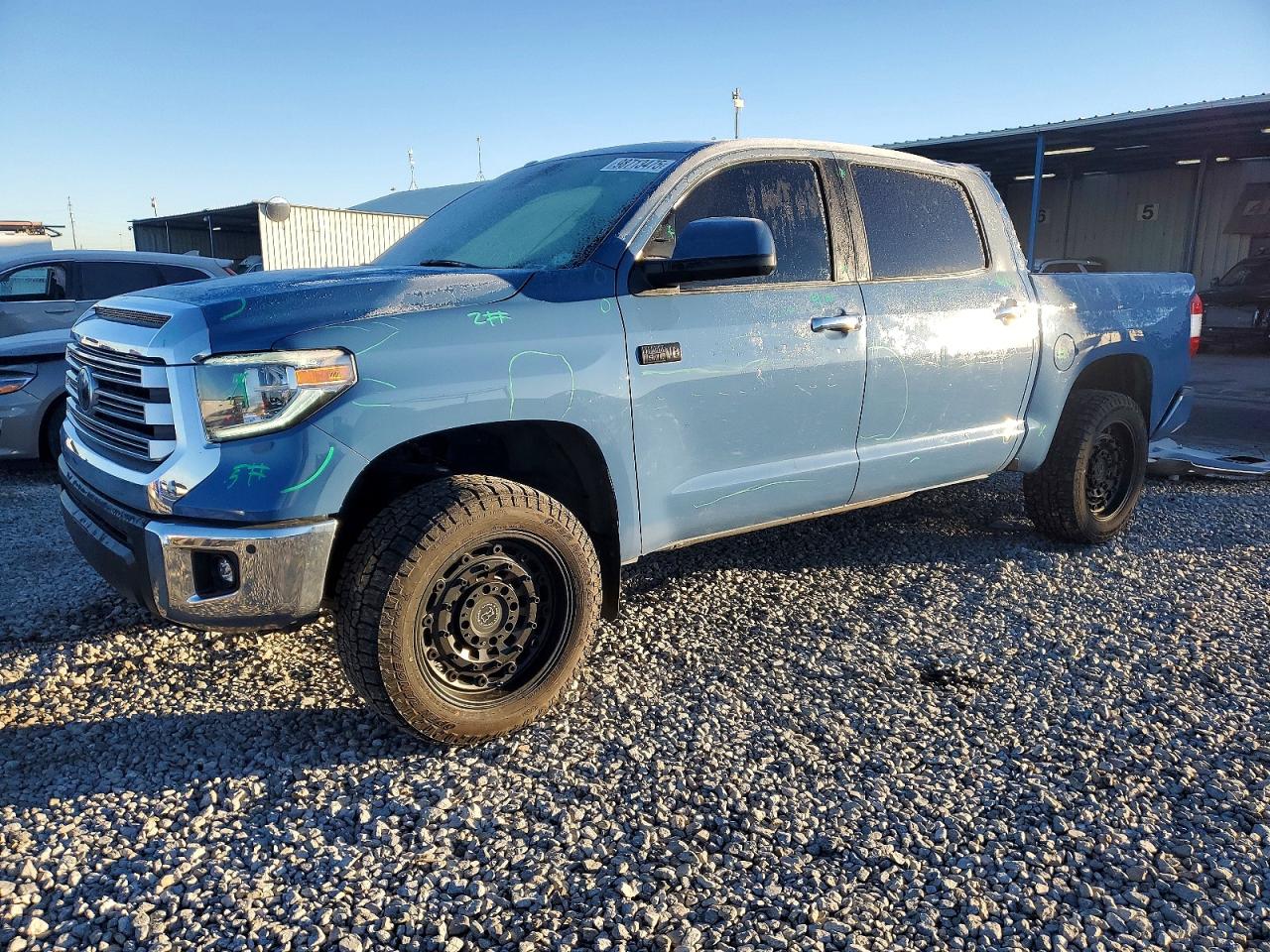 2018 TOYOTA TUNDRA