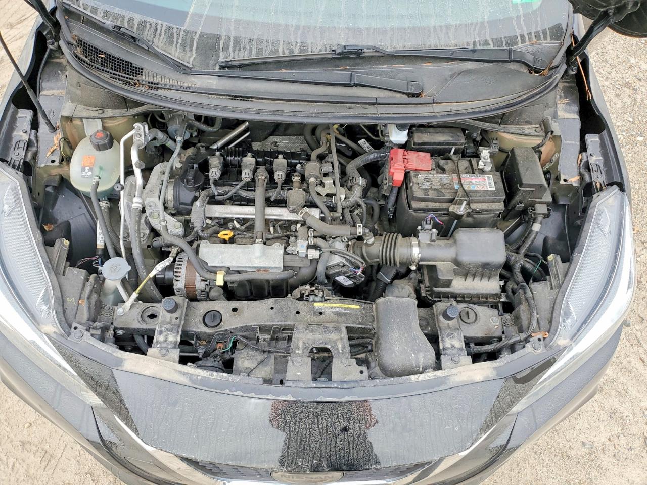 2021 NISSAN VERSA SV photo 11