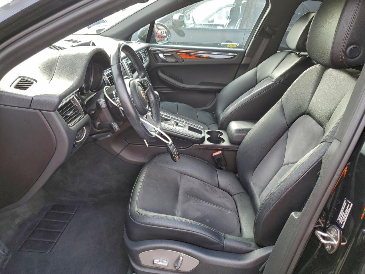2015 PORSCHE MACAN S photo 7