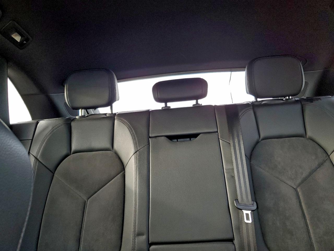 2015 PORSCHE MACAN S photo 10