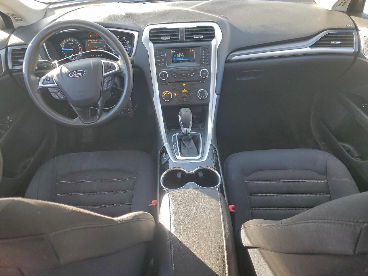 2015 FORD FUSION SE photo 8