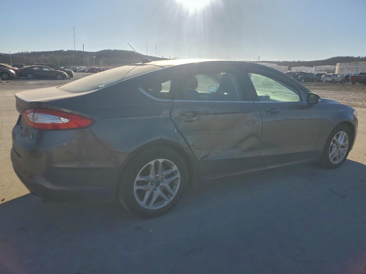 2015 FORD FUSION SE photo 3