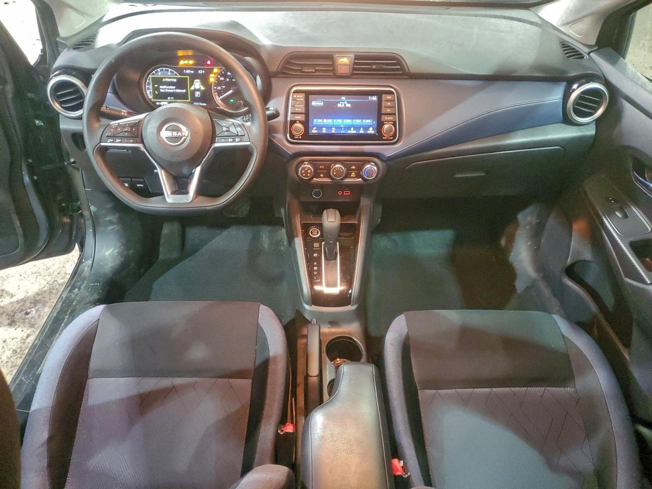 2025 NISSAN VERSA SV photo 8