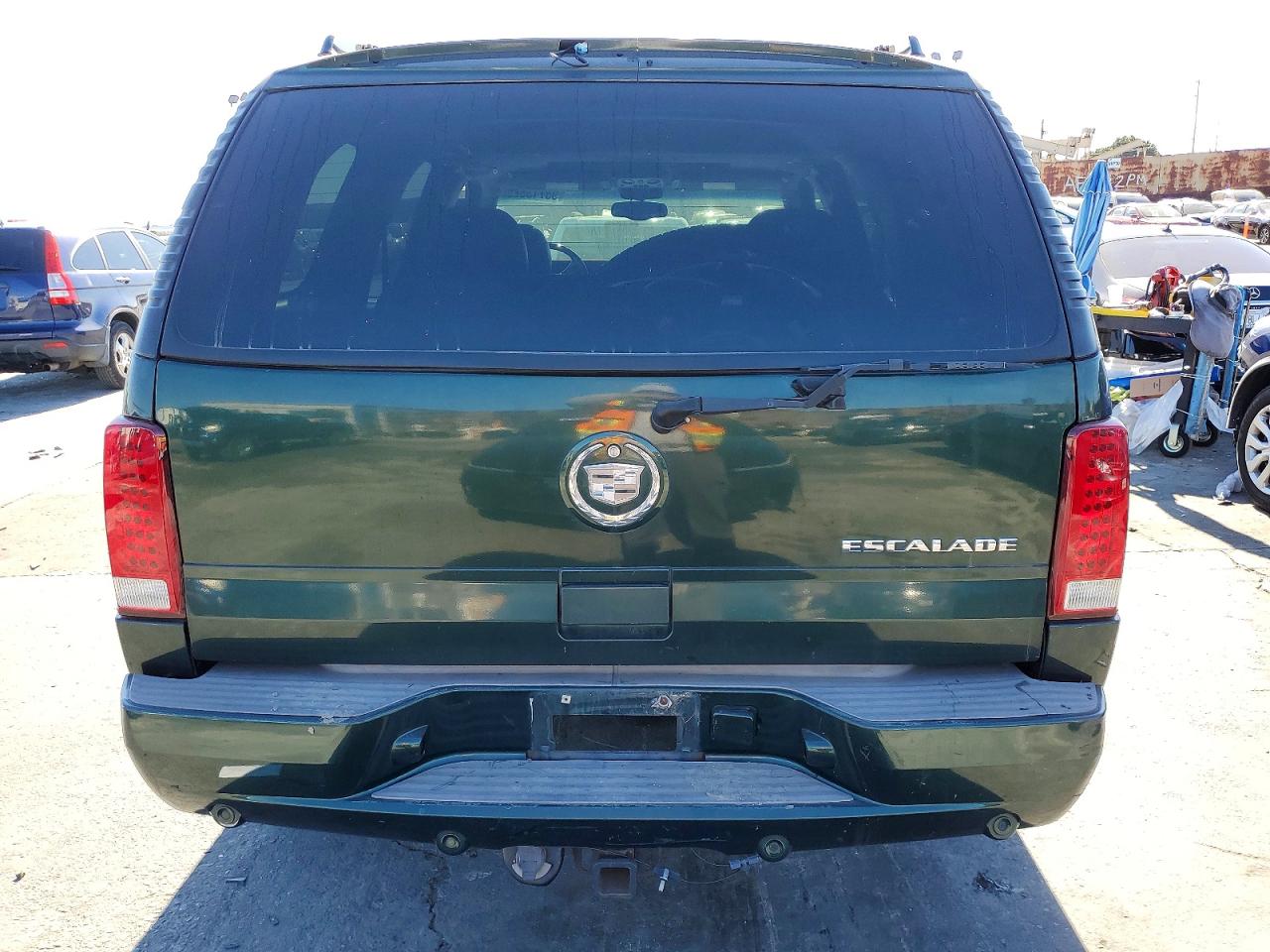 2002 CADILLAC ESCALADE LUXURY photo 6