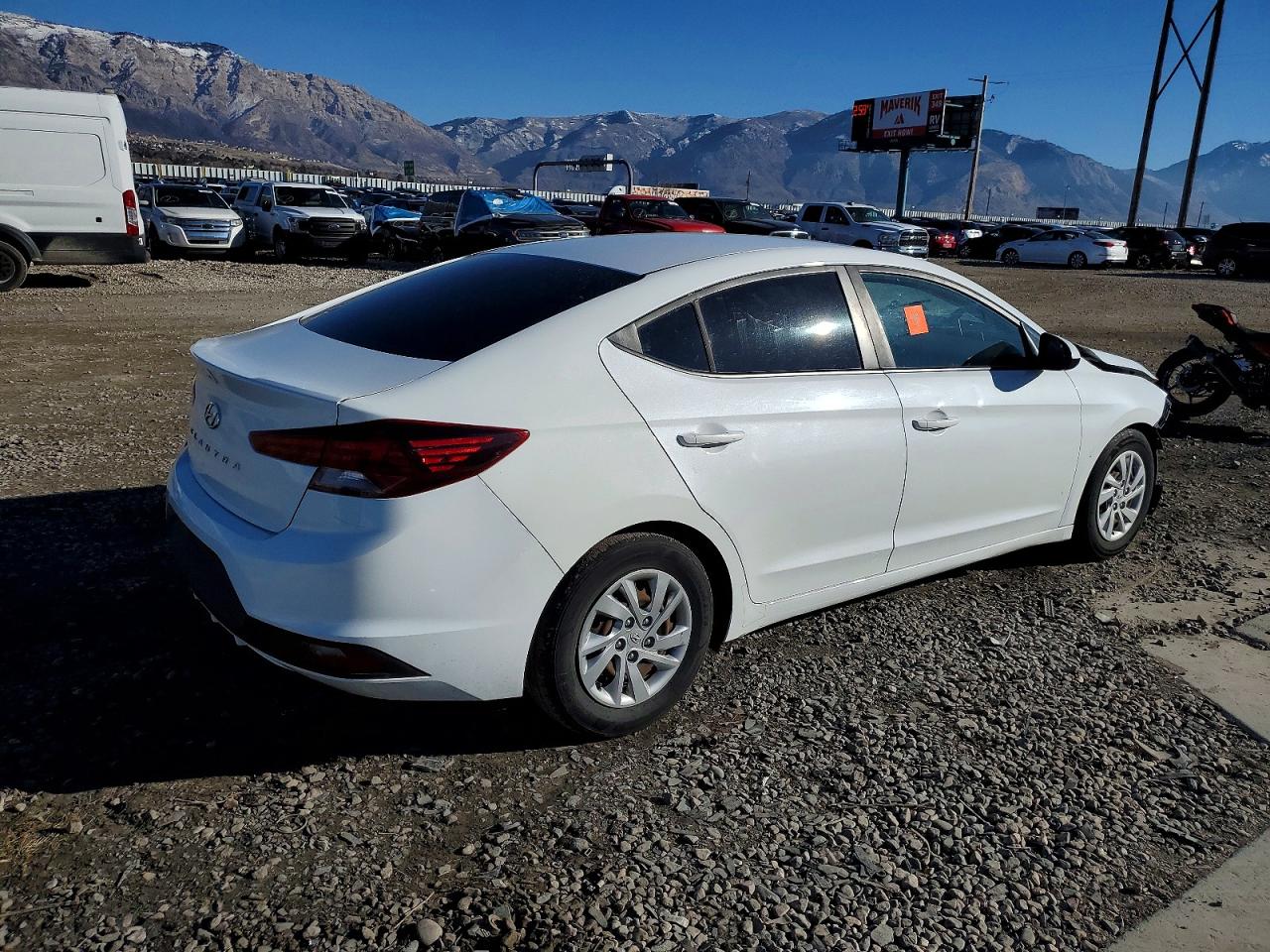 2020 HYUNDAI ELANTRA SE photo 5