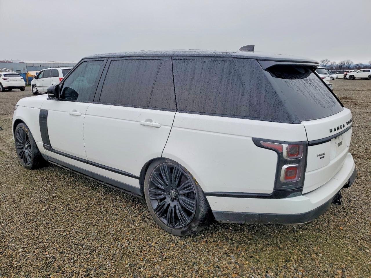 2020 LAND ROVER RANGE ROVER P525 HSE photo 2