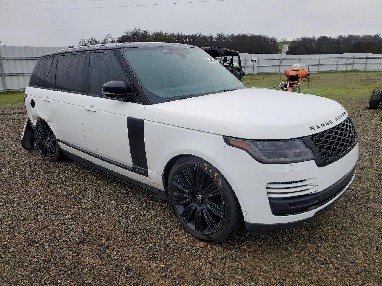 2020 LAND ROVER RANGE ROVER P525 HSE photo 4