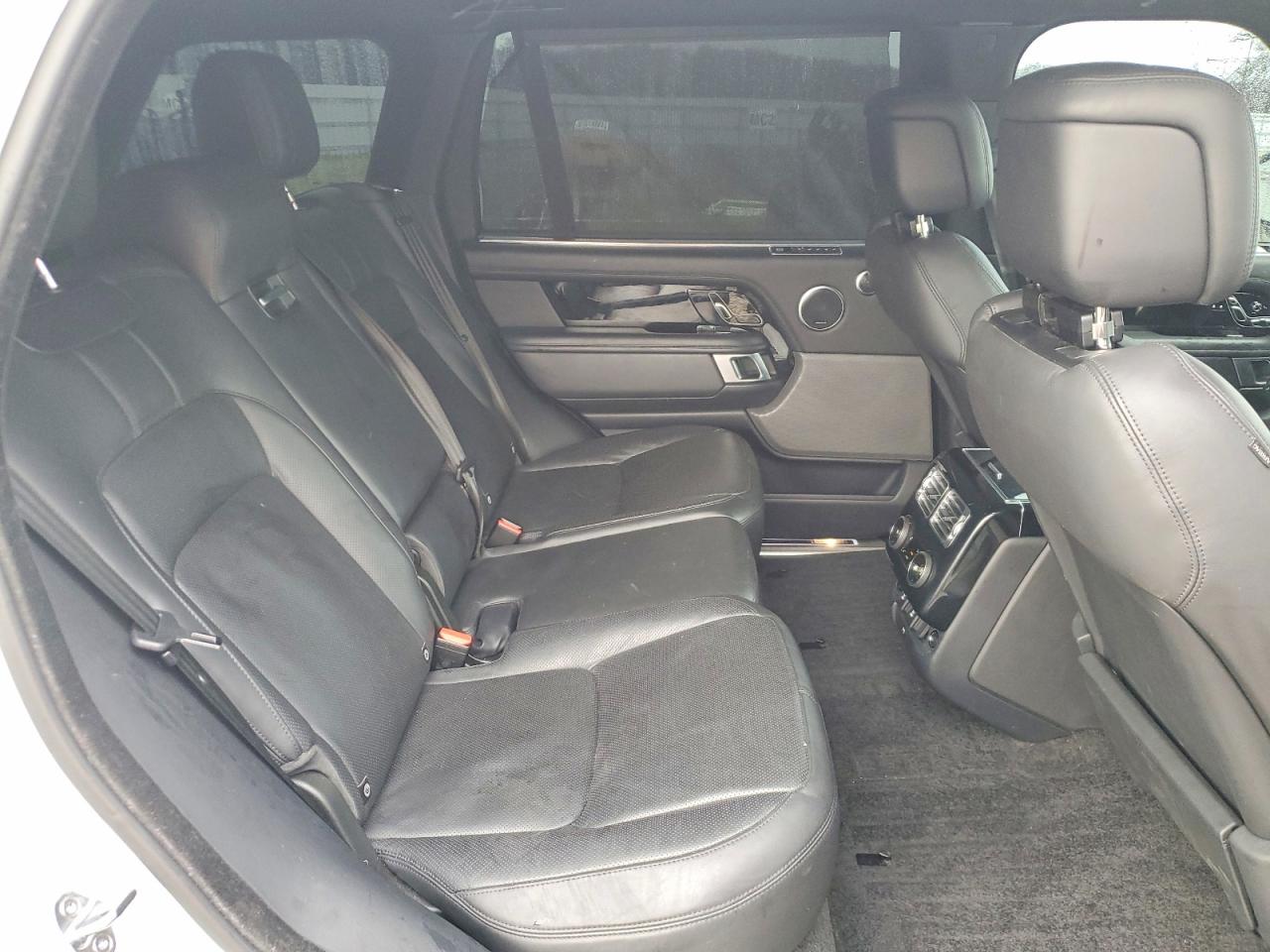 2020 LAND ROVER RANGE ROVER P525 HSE photo 11