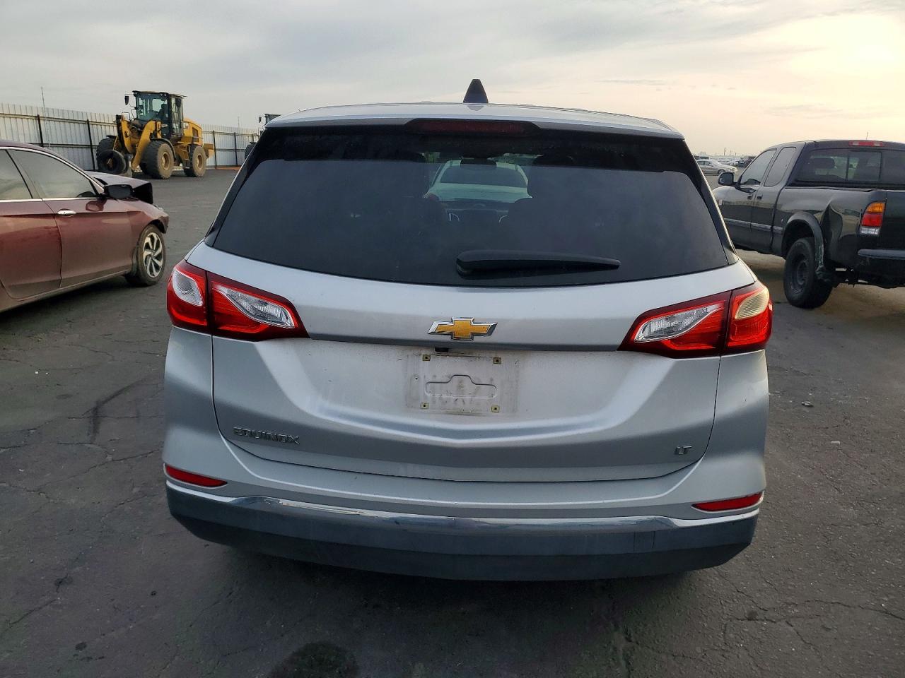 2019 CHEVROLET EQUINOX LT photo 6
