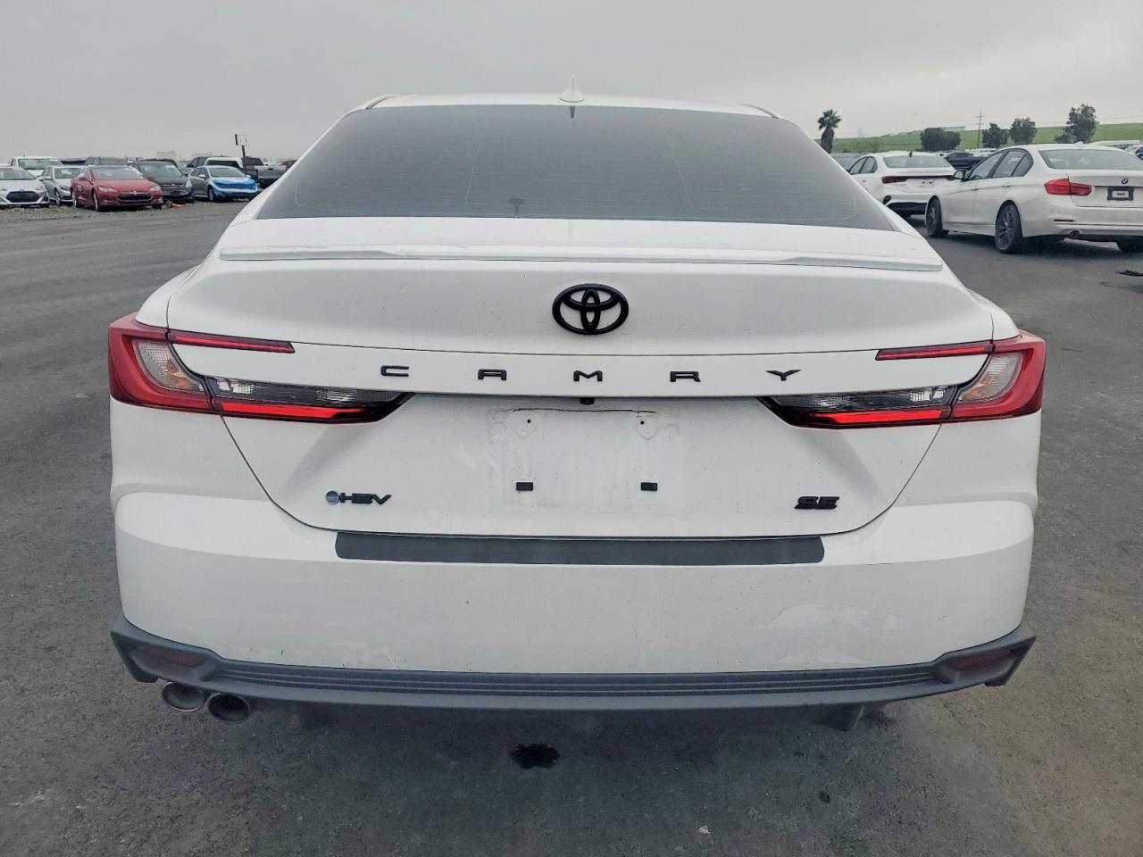 2025 TOYOTA CAMRY photo 6