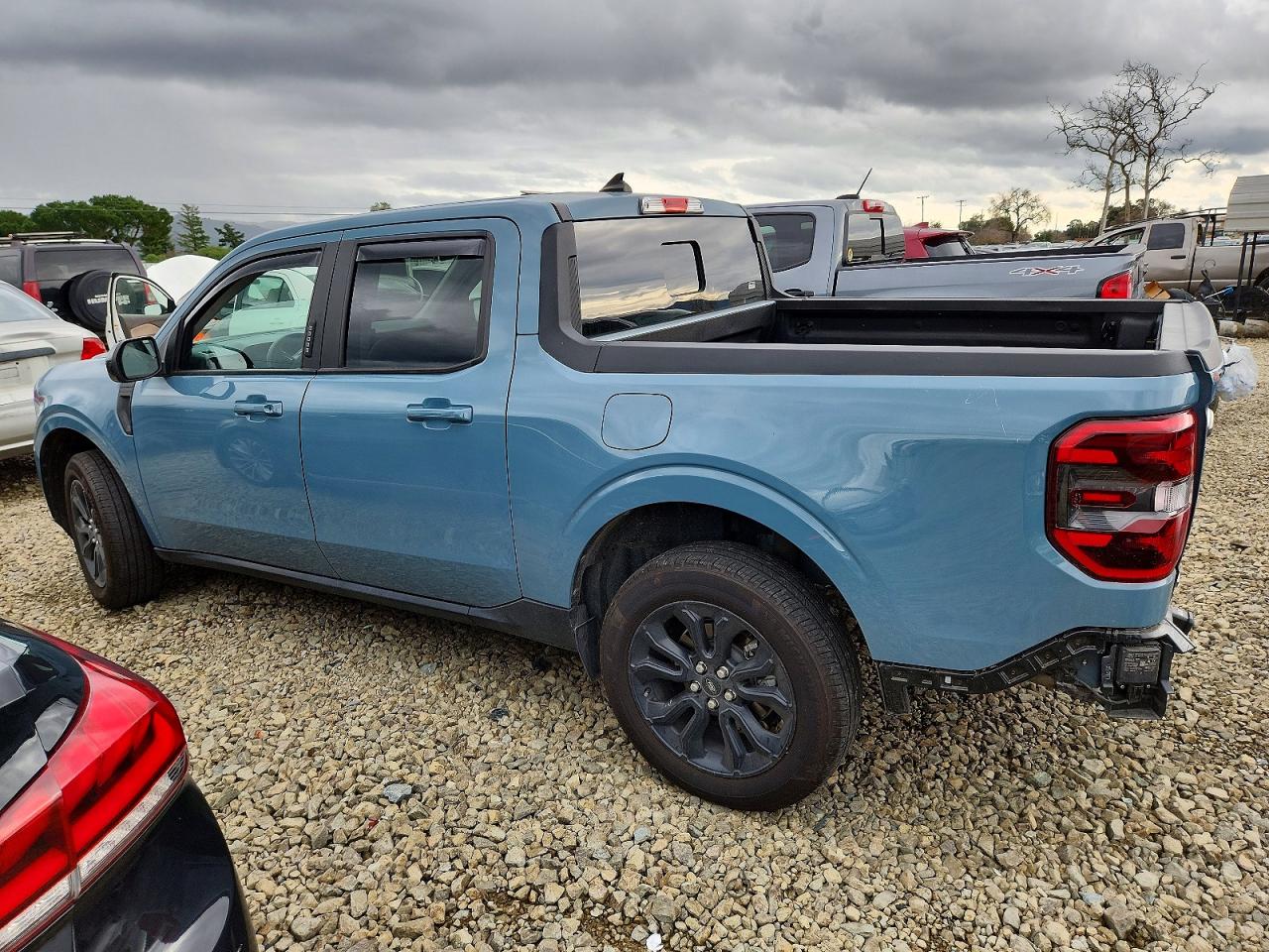 2023 FORD MAVERICK XL photo 2