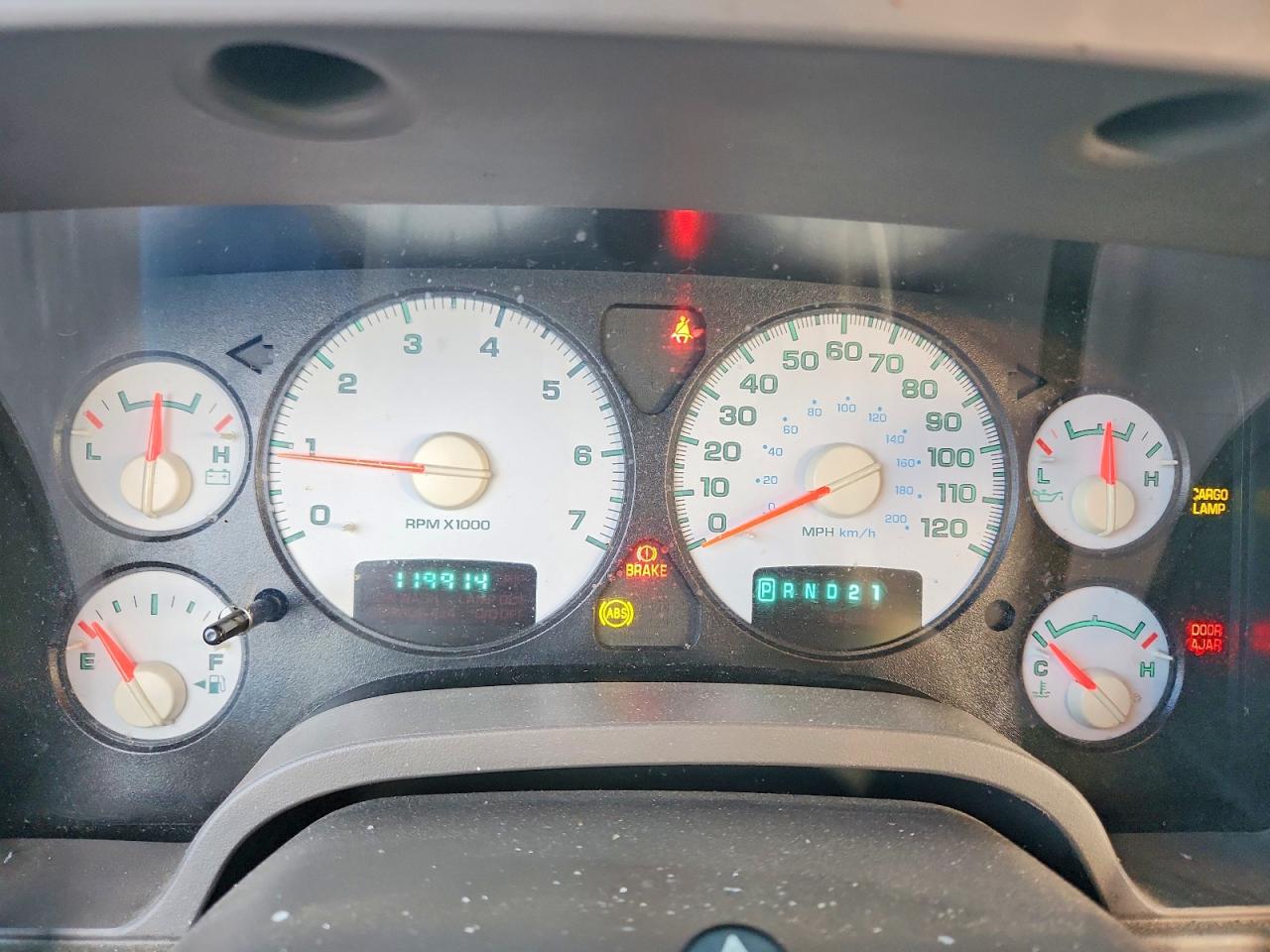2003 DODGE RAM 1500 ST photo 9