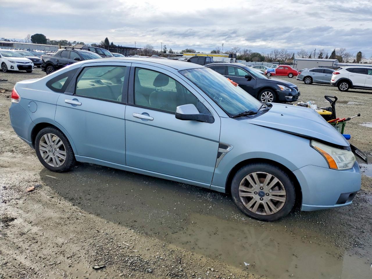 2008 FORD FOCUS SE photo 4