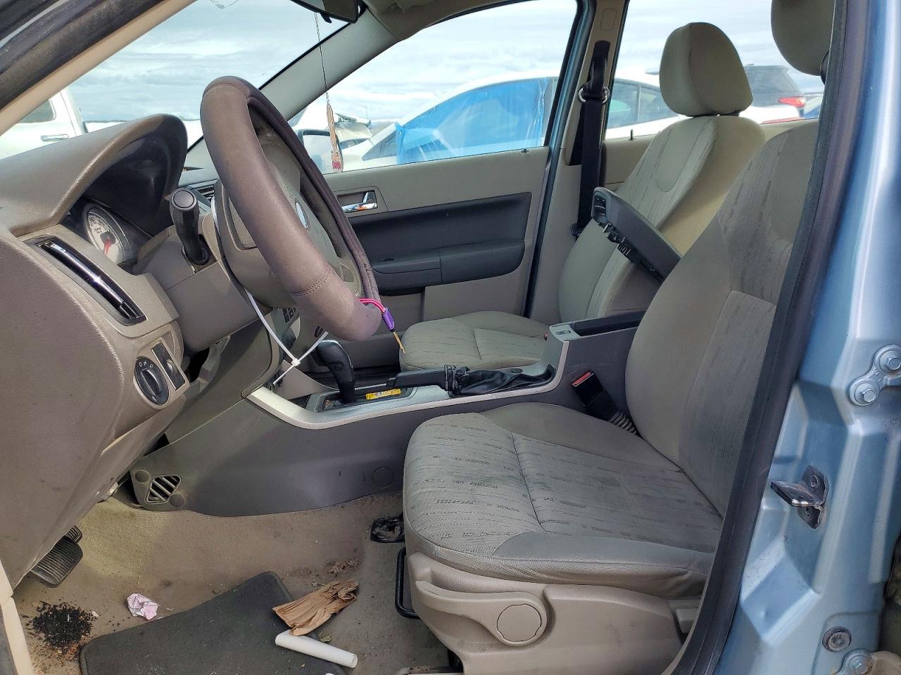 2008 FORD FOCUS SE photo 7