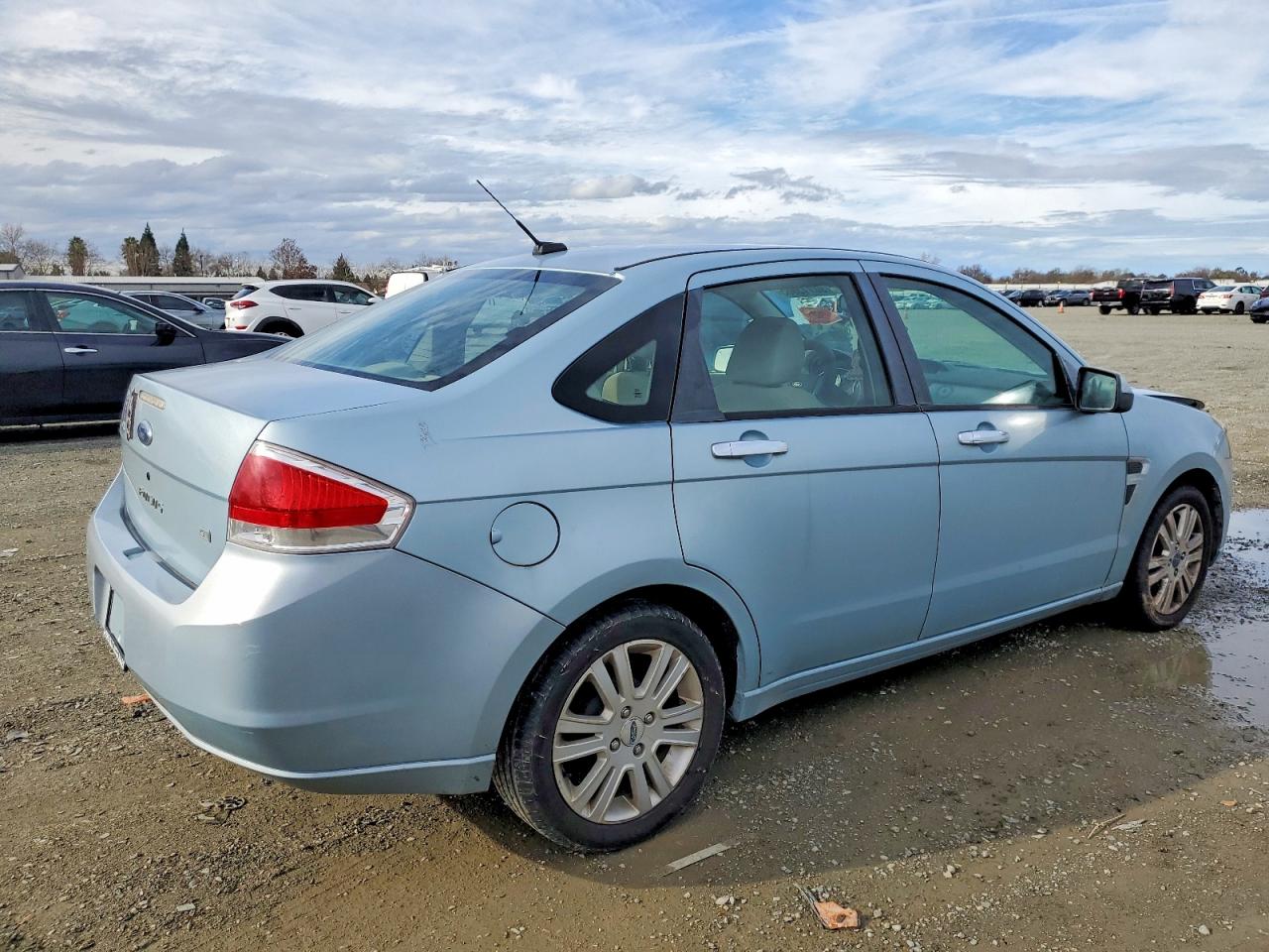 2008 FORD FOCUS SE photo 3