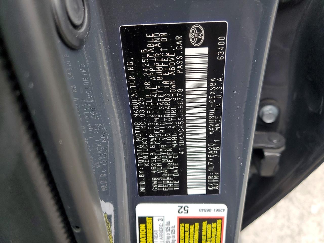 2025 TOYOTA CAMRY XSE photo 12