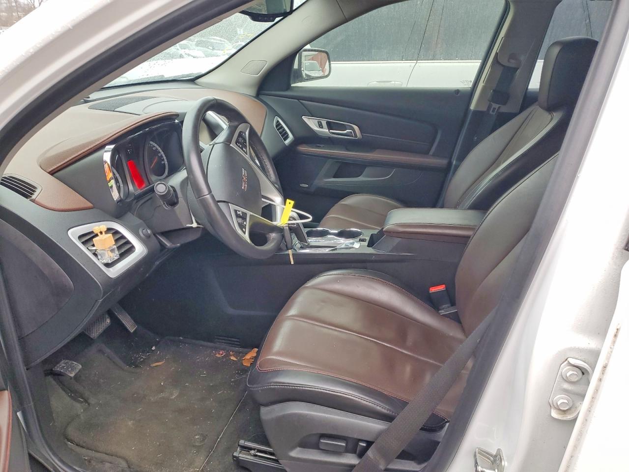 2015 GMC TERRAIN SLT photo 7