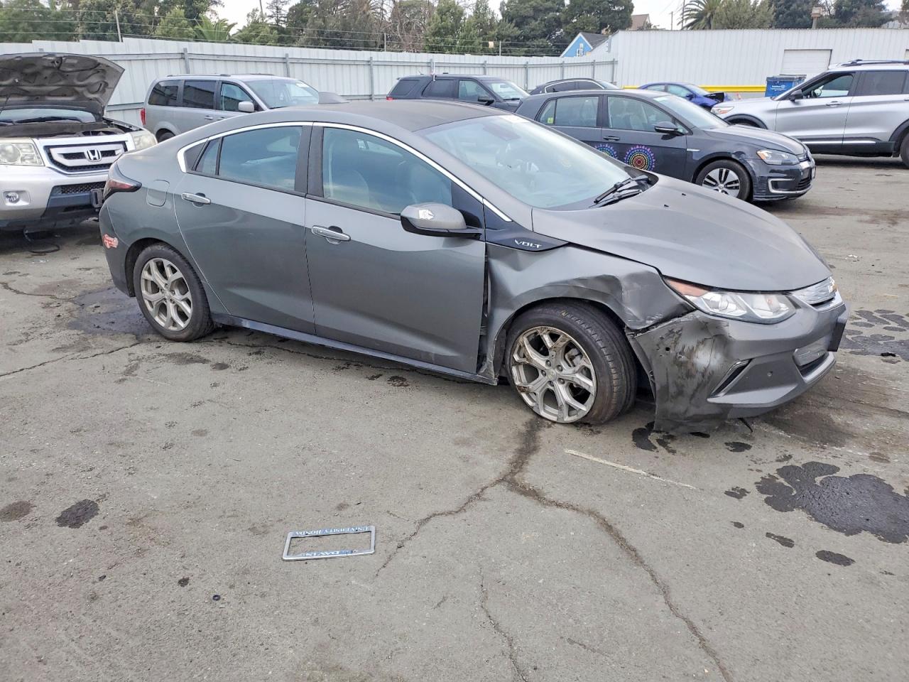 2016 CHEVROLET VOLT LTZ photo 4