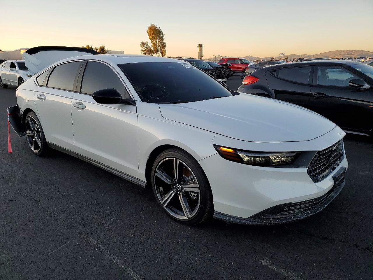 2025 HONDA ACCORD HYBRID SPORT photo 4