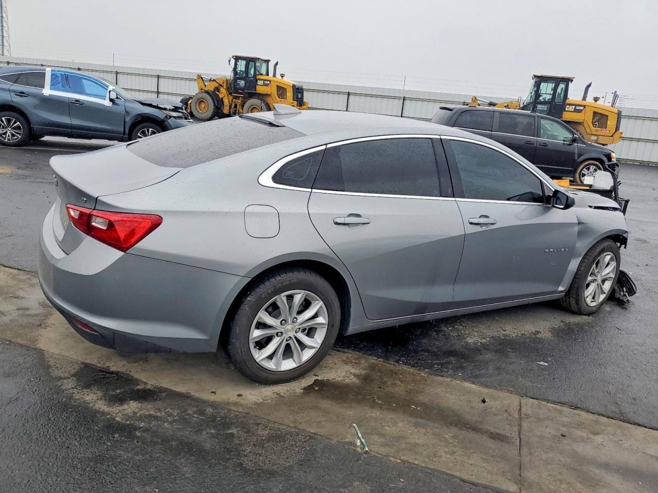 2023 CHEVROLET MALIBU LT photo 5