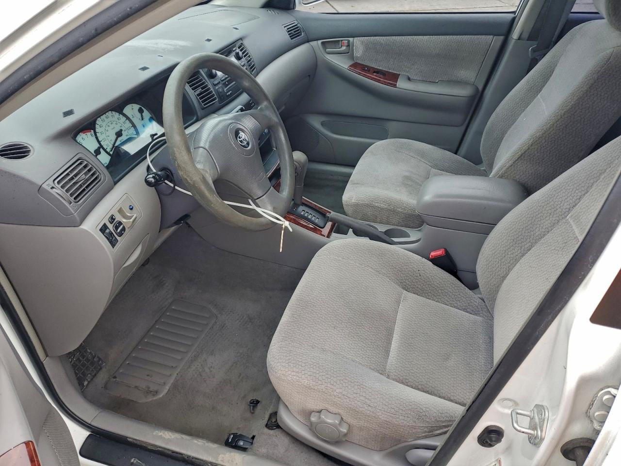2003 TOYOTA COROLLA CE photo 7