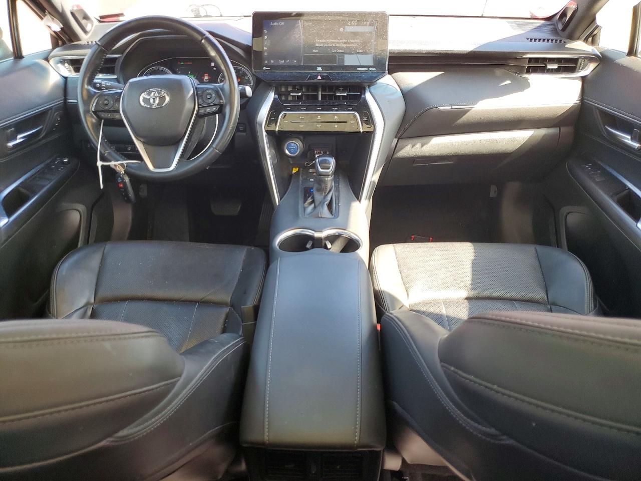 2021 TOYOTA VENZA LE photo 8