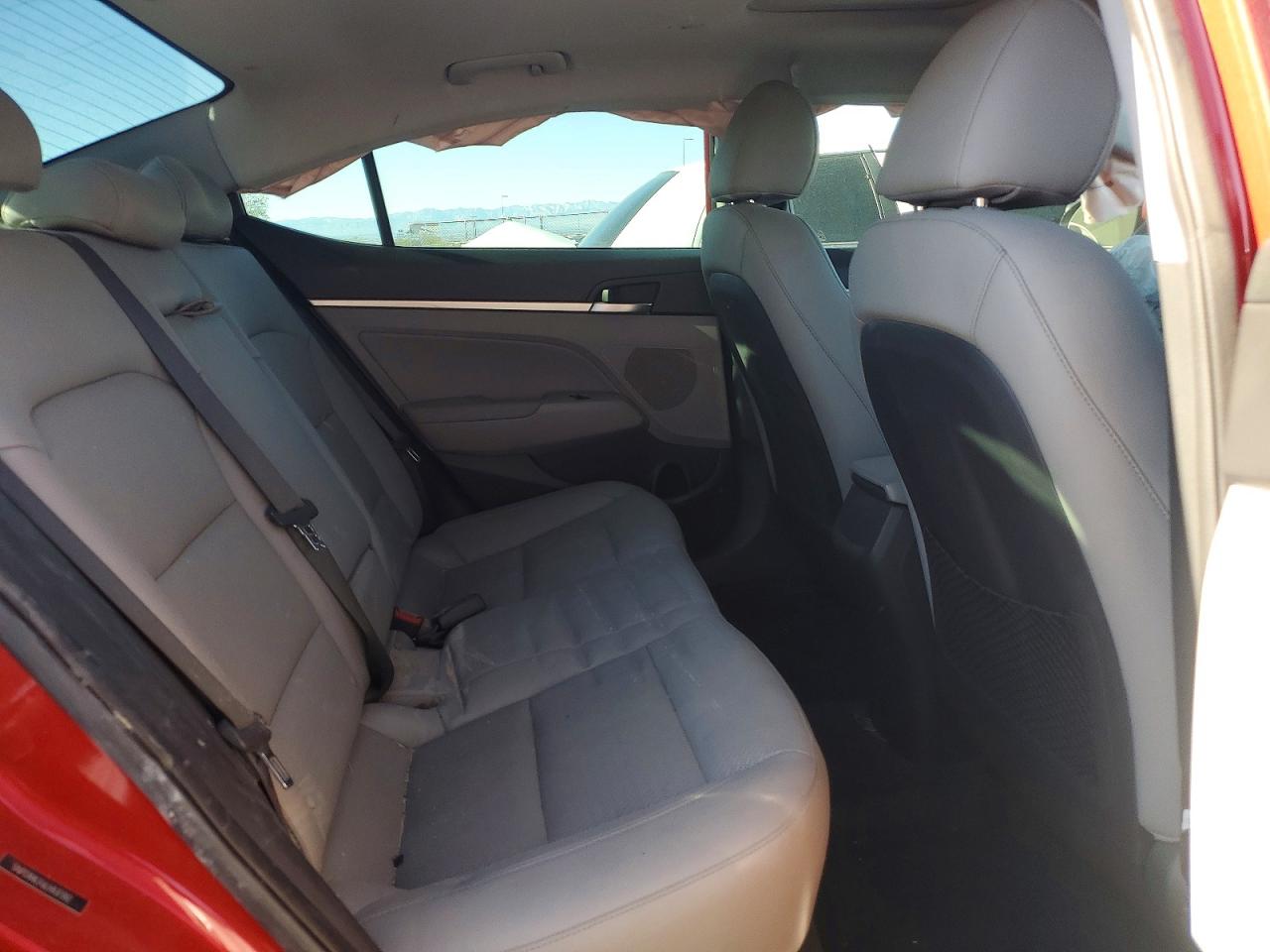 2020 HYUNDAI ELANTRA SEL photo 10