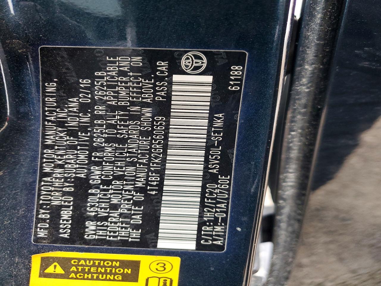 2016 TOYOTA CAMRY LE photo 12