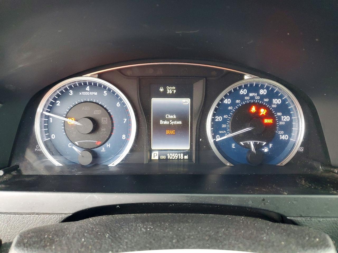 2016 TOYOTA CAMRY LE photo 9