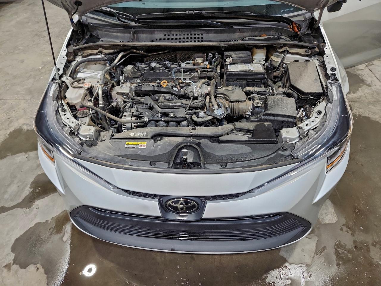 2025 TOYOTA COROLLA LE photo 11