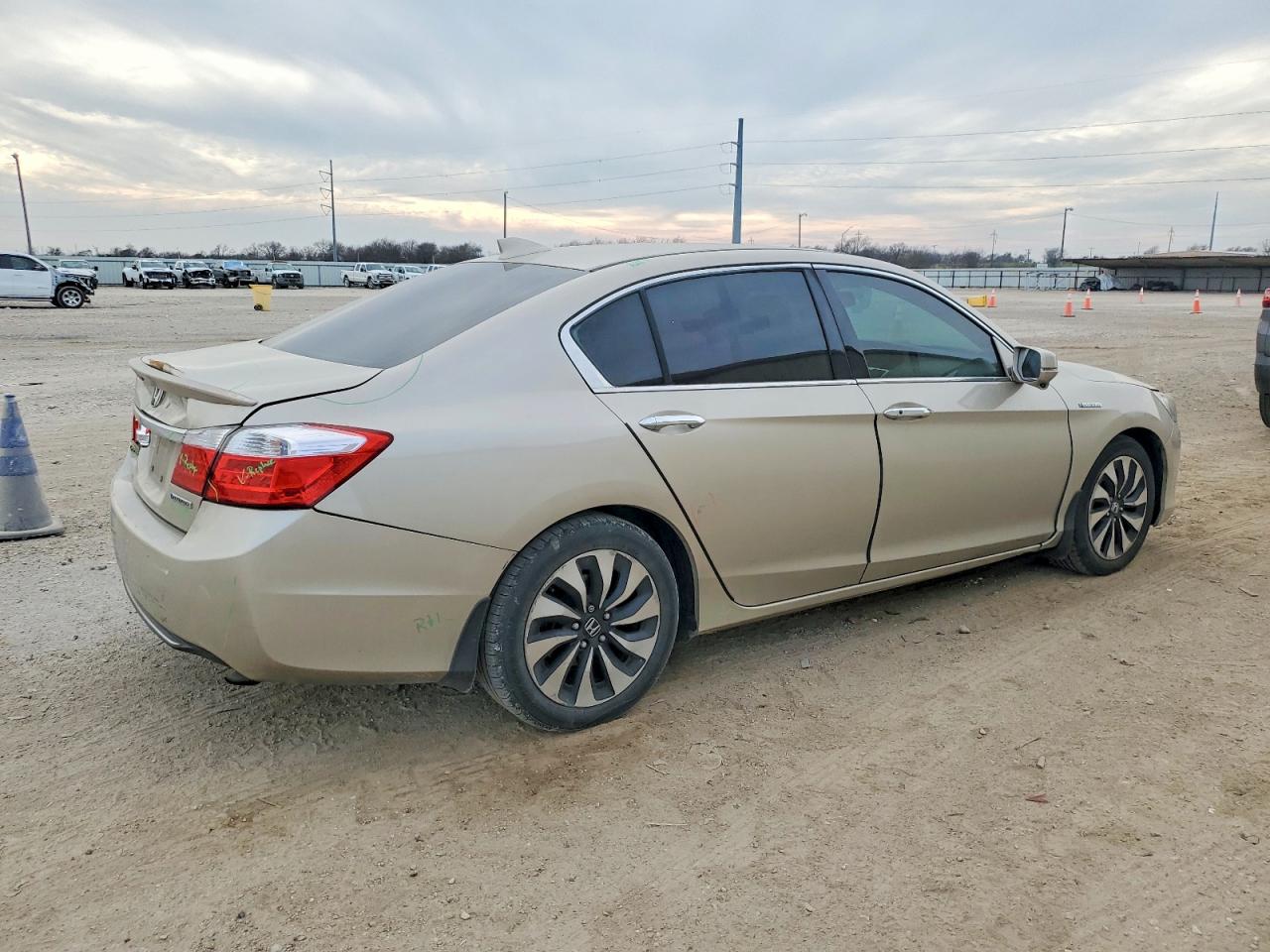 2014 HONDA ACCORD HYBRID EXL photo 3