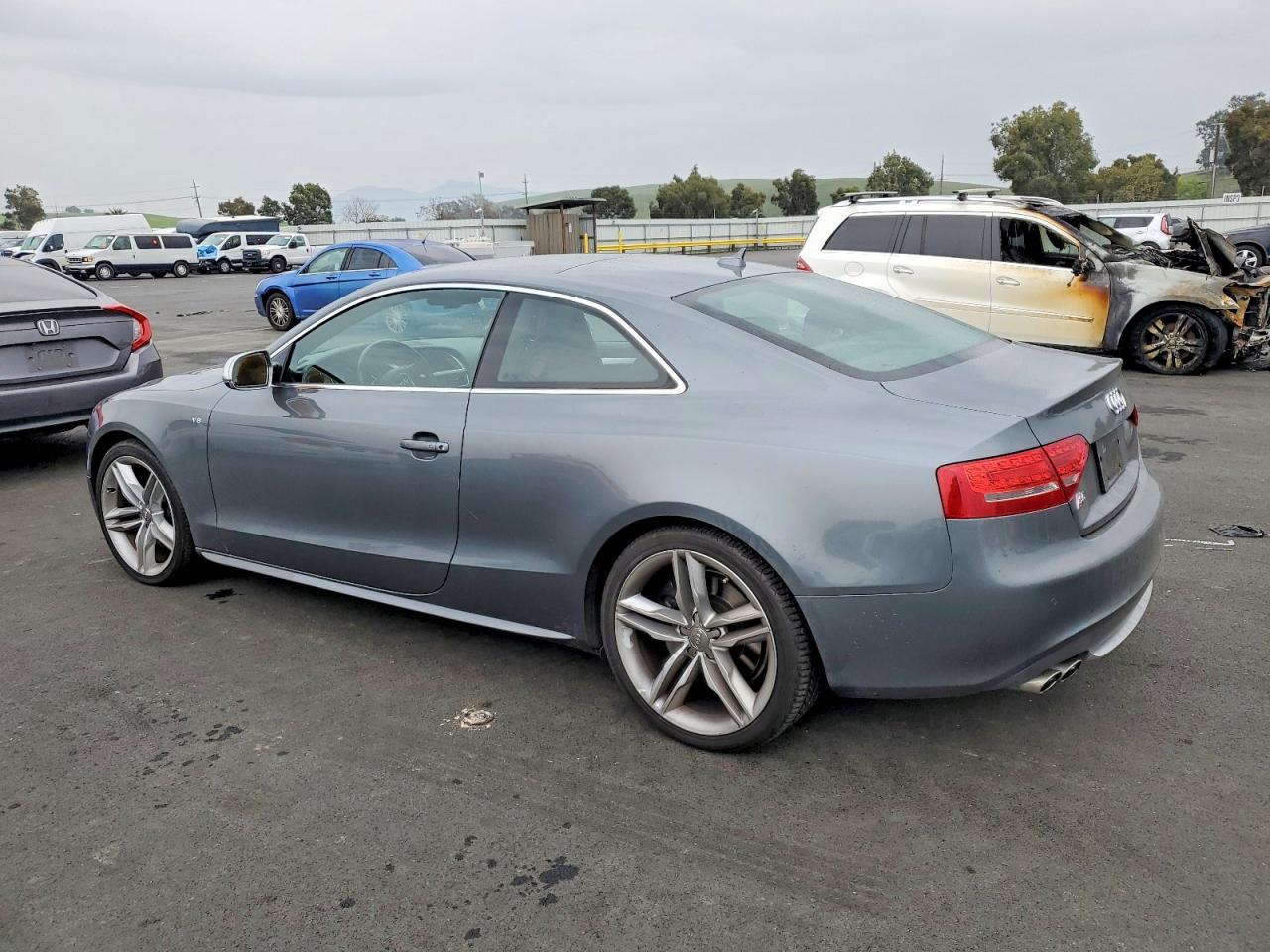 2012 AUDI S5 photo 2
