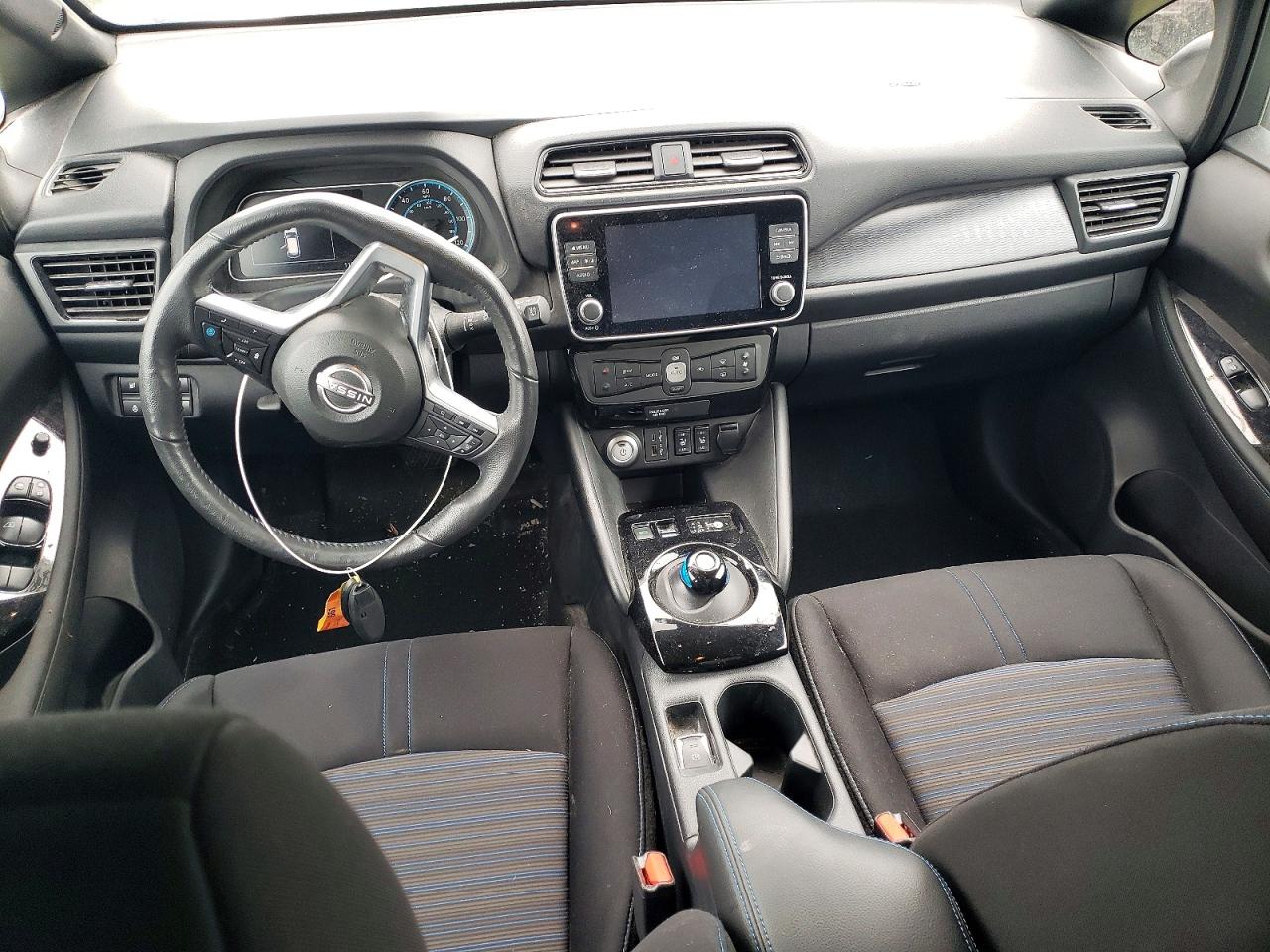 2023 NISSAN LEAF SV PLUS photo 8