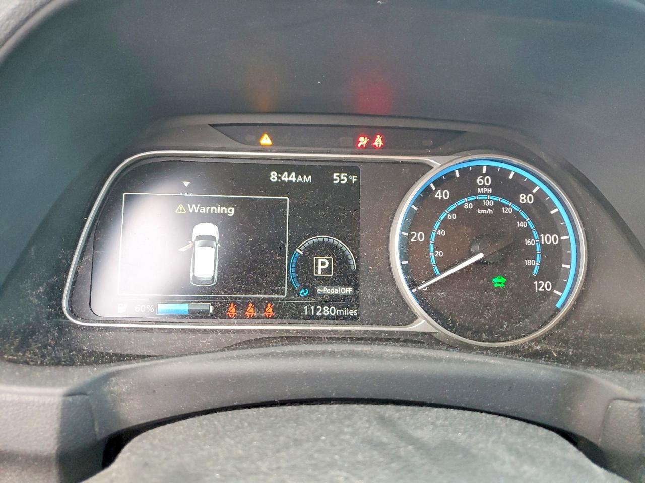 2023 NISSAN LEAF SV PLUS photo 9