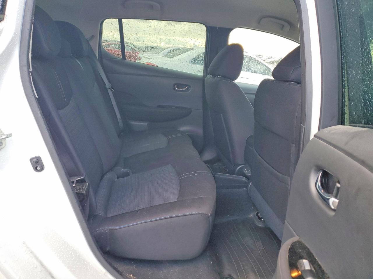 2023 NISSAN LEAF SV PLUS photo 10