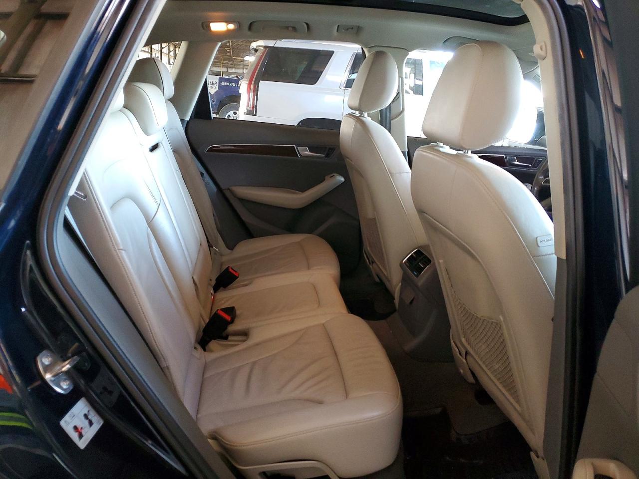 2011 AUDI Q5 PREMIUM PLUS photo 10
