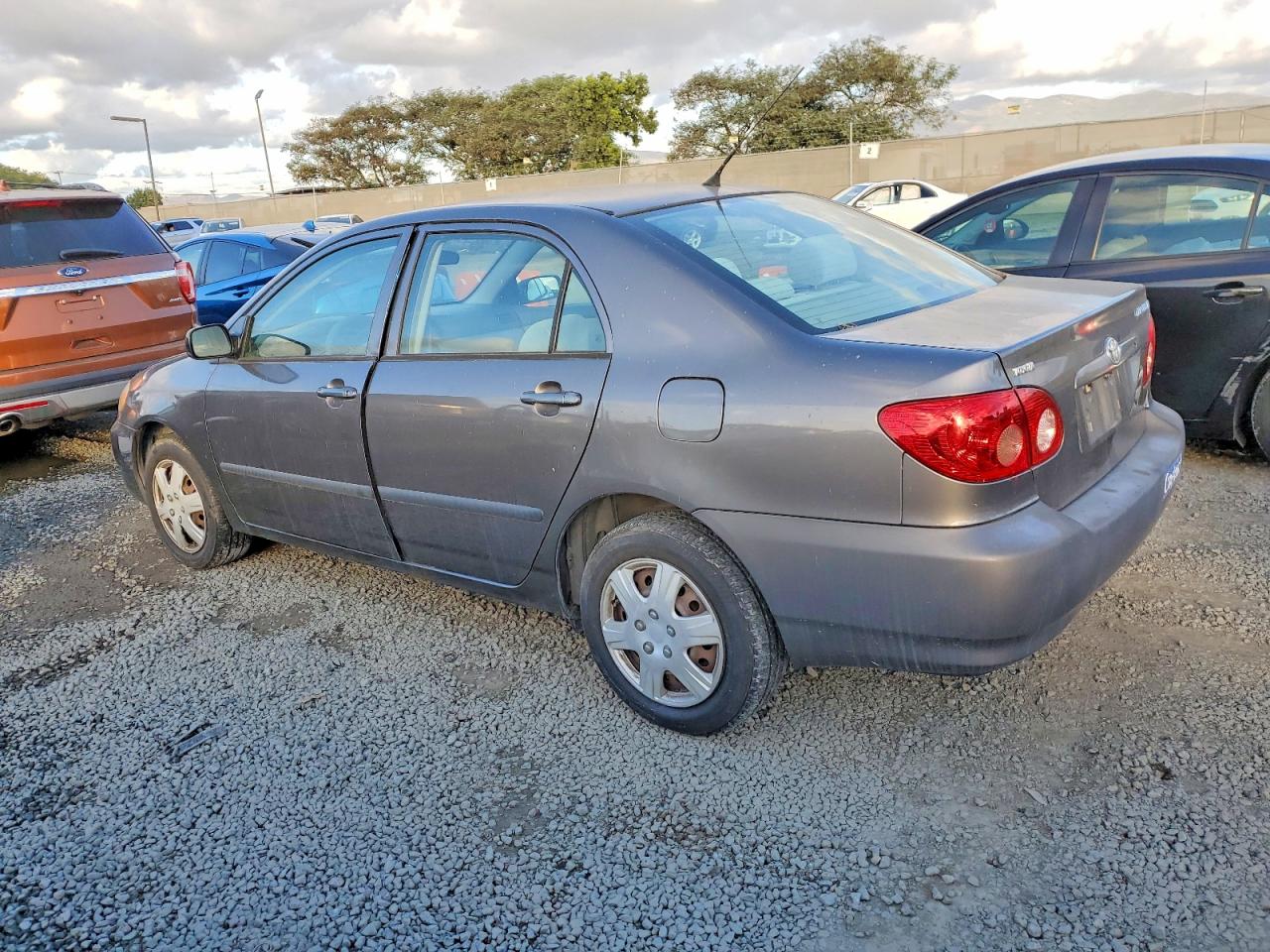 2008 TOYOTA COROLLA photo 2