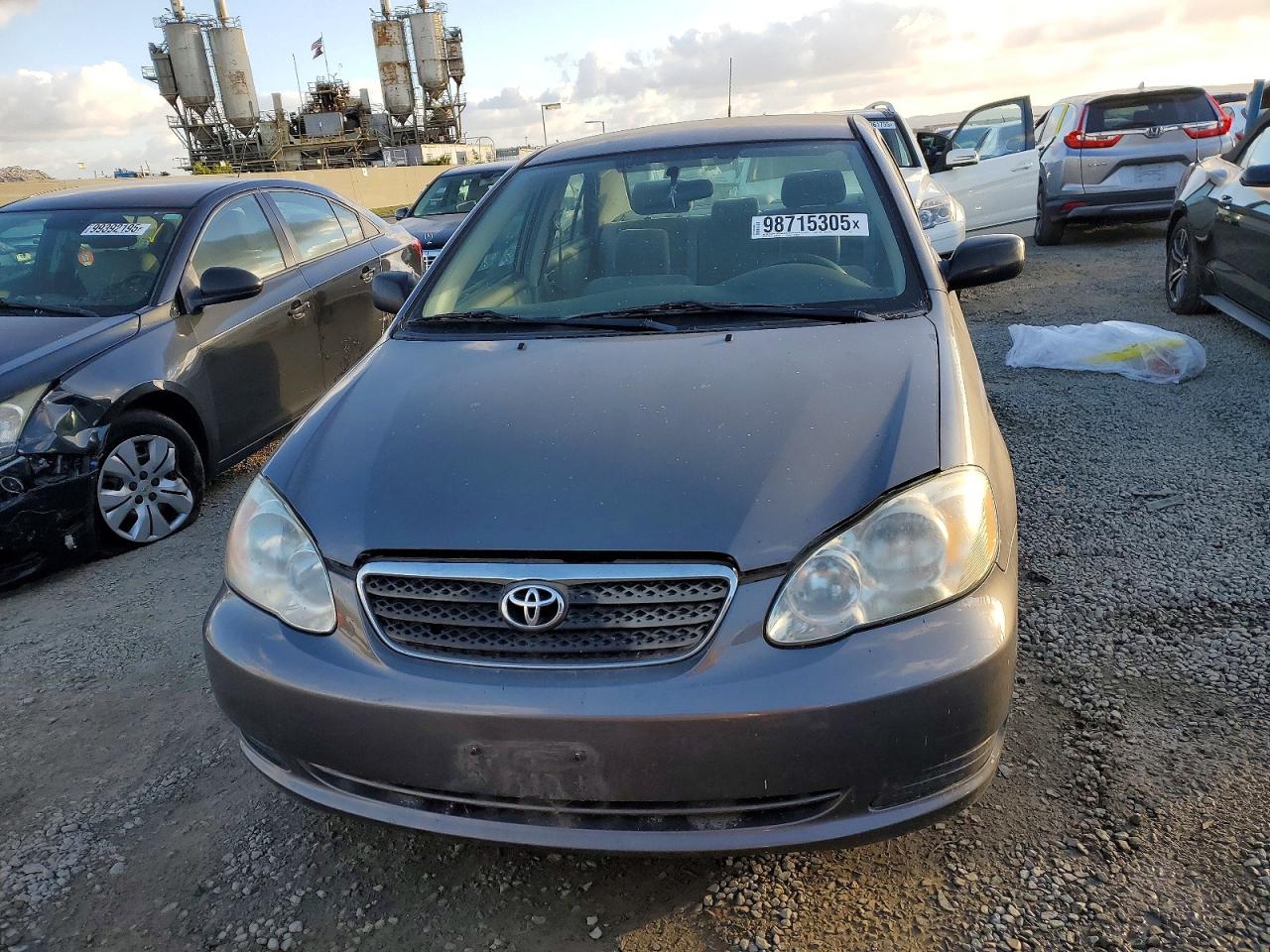 2008 TOYOTA COROLLA photo 5