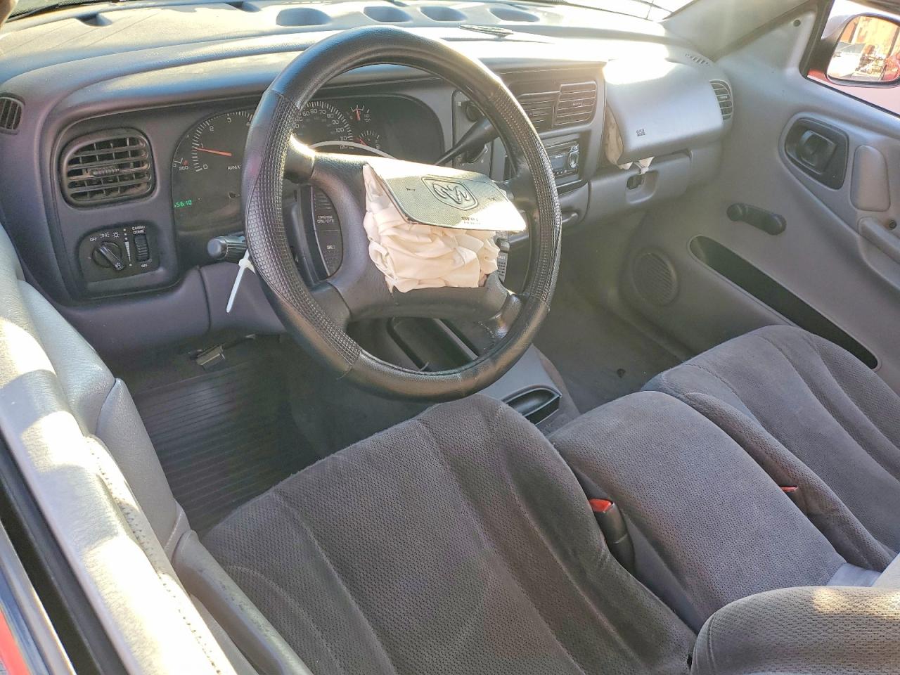 2000 DODGE DAKOTA photo 8