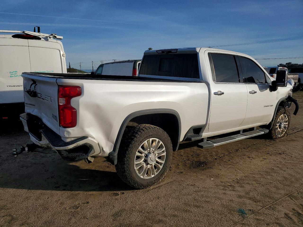 2020 CHEVROLET SILVERADO K3500 HIGH COUNTRY photo 3