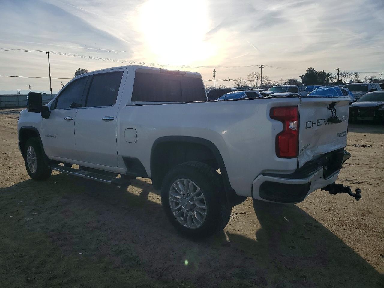 2020 CHEVROLET SILVERADO K3500 HIGH COUNTRY photo 2