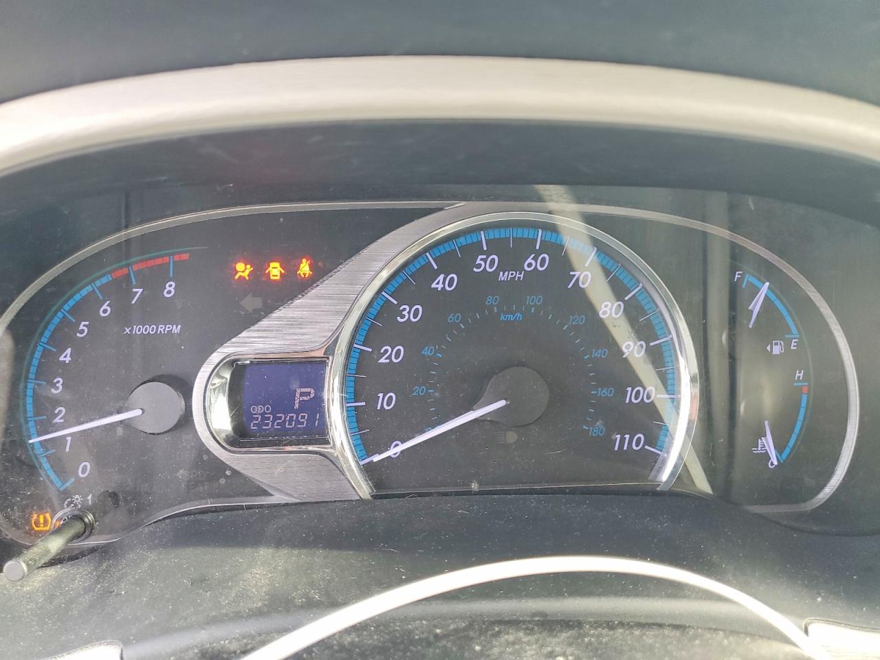 2013 TOYOTA SIENNA XLE photo 17