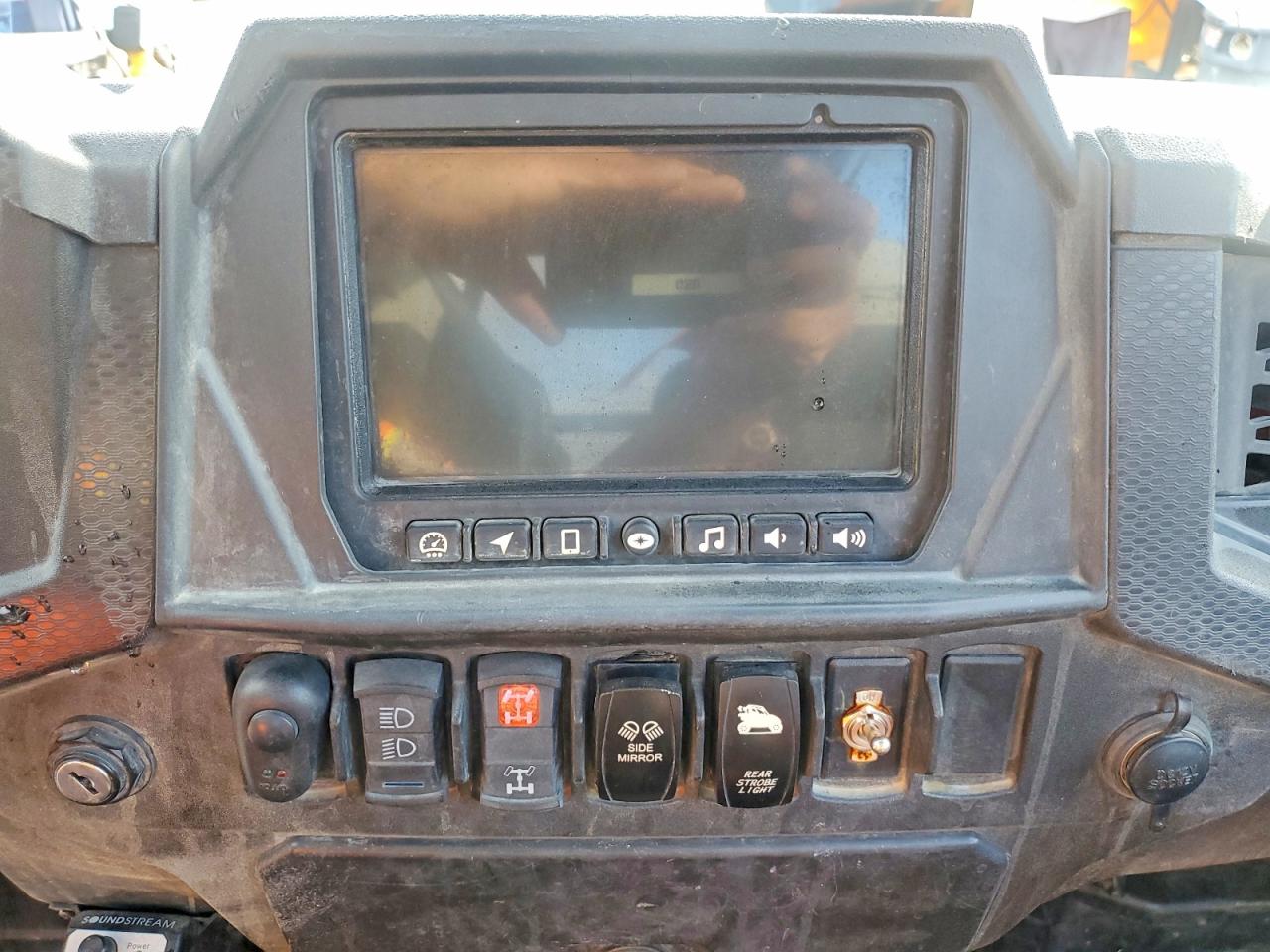 2021 POLARIS RZR UTILITY VEHICLE photo 8