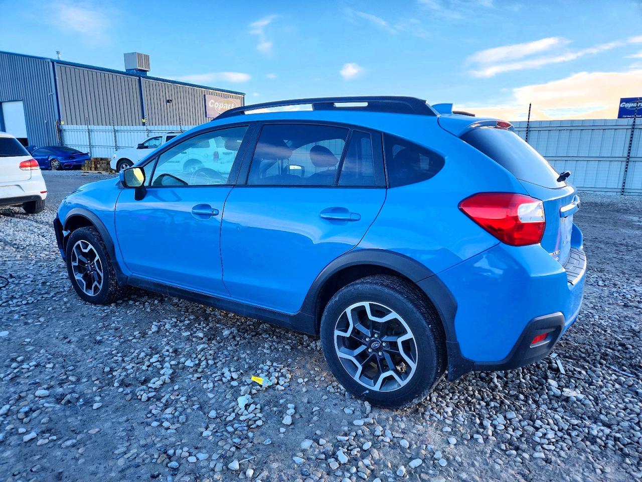 2017 SUBARU CROSSTREK PREMIUM photo 2
