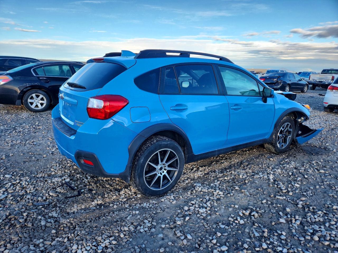 2017 SUBARU CROSSTREK PREMIUM photo 3