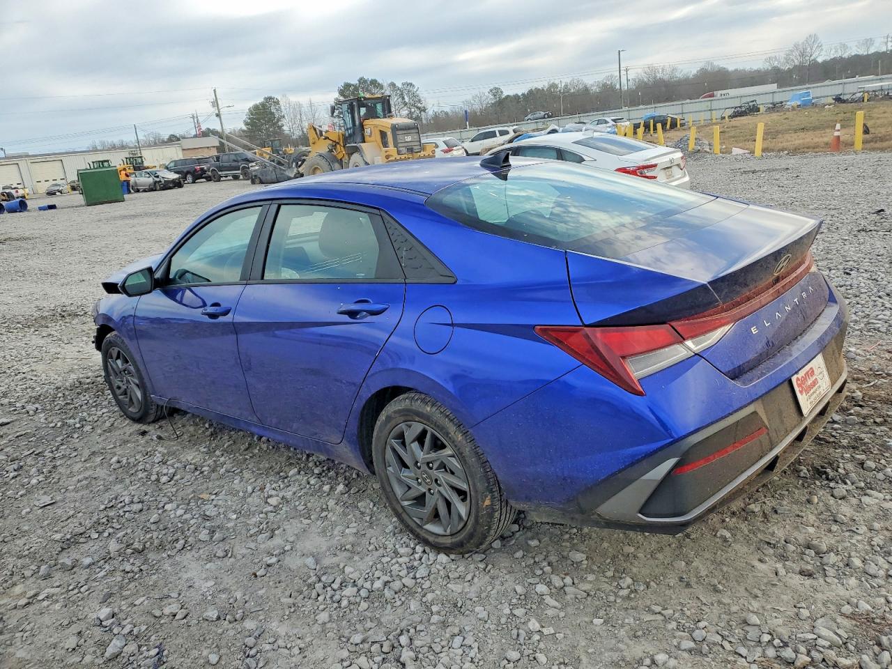 2024 HYUNDAI ELANTRA SEL photo 2