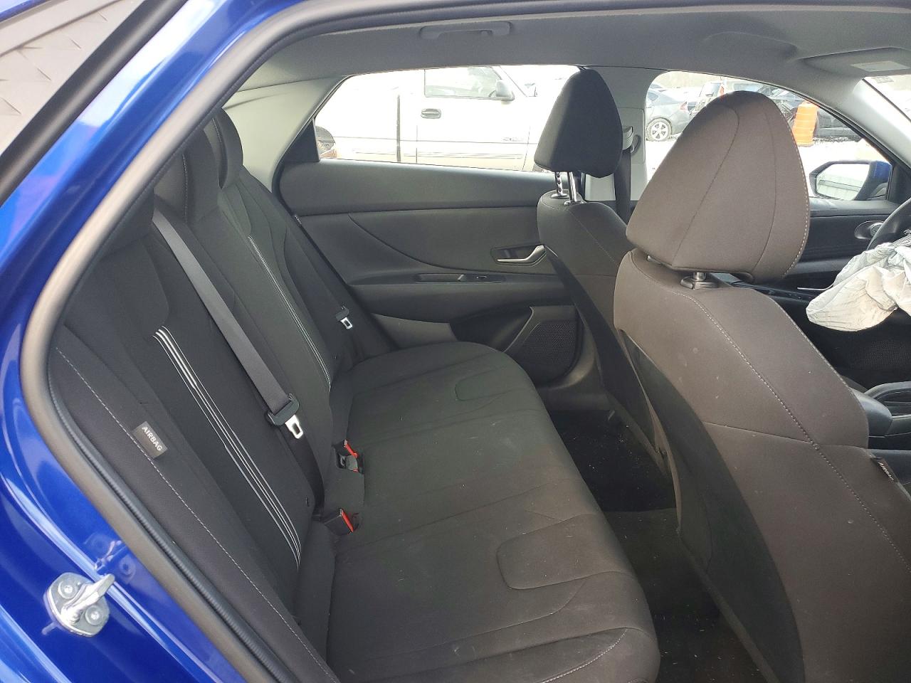 2024 HYUNDAI ELANTRA SEL photo 10