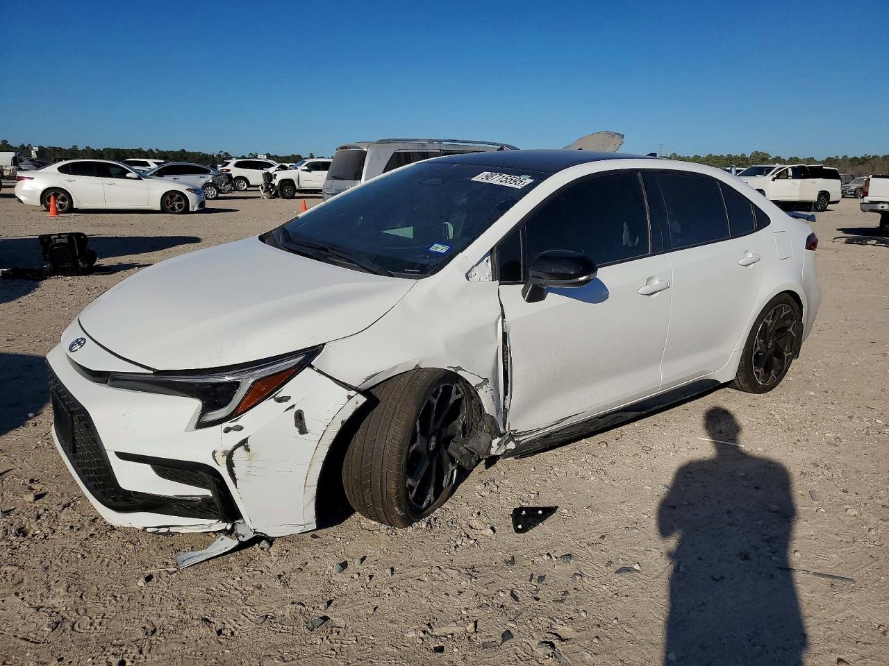 2025 TOYOTA COROLLA